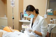 歯だけではなく身体も元気にする歯科医院！？歯科治療間に点滴を受ける患者、リピート率8割超えを達成