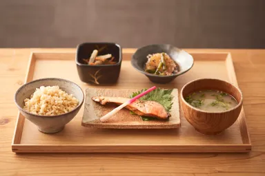 北海道産鮭定食