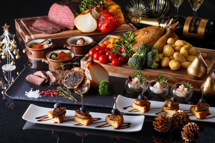 クリスマスの夜を華やかに彩る特別メニューが食べ放題！
クリスマスディナービュッフェ予約受付開始