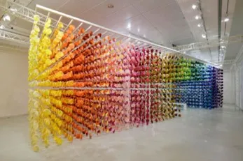 「ART」　design emmanuelle moureaux