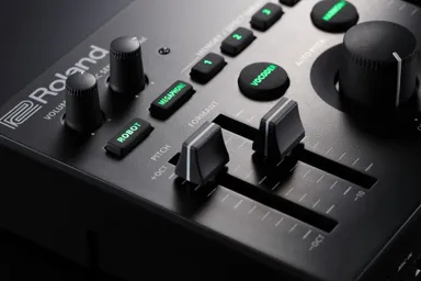 わかりやすく操作しやすいトップ・パネルのレイアウト