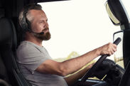 米国内でトラック運転手の使用率No.1を誇る「BlueParrott」シリーズからヘッドフォン「B550-XT」新発売