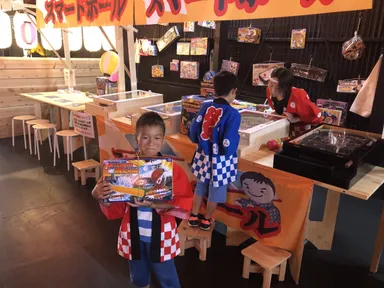 1F、縁日コーナーは子供達に大人気