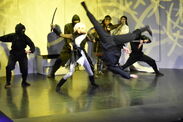 道頓堀で忍者のオタ芸やアクションも楽しめる ノンバーバルナイト忍者ショー『忍者竹取物語』
