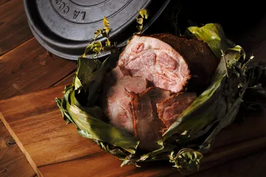 遠州夢の夢ポークのバナナ葉包み焼き