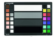 ドローン撮影後のカラー調整や編集が簡単に　新製品「ColorChecker Video XL」を発表
