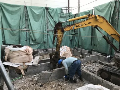 解体現場 2
