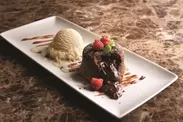 MORTON'S LEGENDARY HOT CHOCOLATE CAKE(モートンズ レジェンダリー ホットチョコレートケーキ)