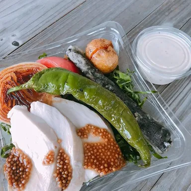 上質なお野菜をふんだんに使ったメニューも