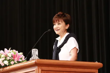 野中ともよさん