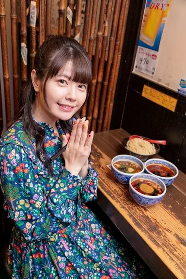 3種の季節限定つけ麺と竹達彩奈さん