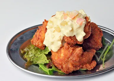 ジューシートリカラ 岩下の新生姜入りタルタルソース添え