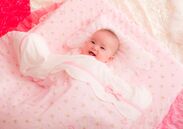 赤ちゃんのはじめての眠りをやさしく快適にする「ベビームアツ」誕生