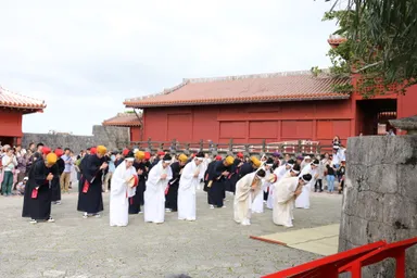 首里森御嶽巡礼