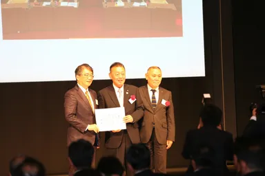 授賞式の様子(優秀成果賞)