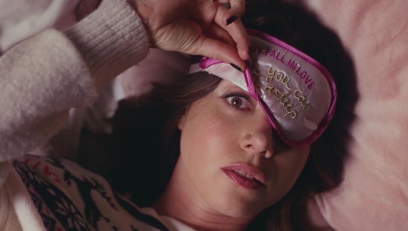 人気女優 オーブリー・プラザが、コミカルな演技や華麗な歌声を披露！
クリスマス前の「一年で最もハッピーな瞬間」を切り取った、
全6話のエピソード
大切な人との休暇を描く、ホリデーキャンペーンムービー
「ホテル・マウリッツ」
WEB上で6週連続公開、2018年11月27日（火）からTVCMもオンエア