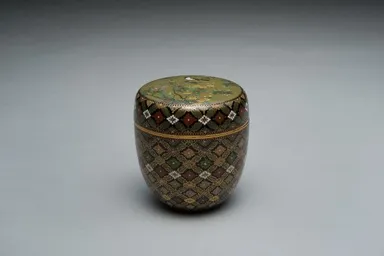 並河靖之「花鳥図棗」 明治時代　京都国立近代美術館蔵