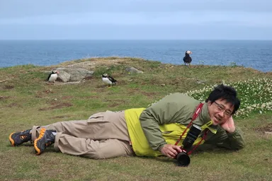 ここではパフィンとの記念撮影も可能(c)平間俊行