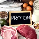プロテイン（＝タンパク質）は、人の体に欠かせない三大栄養素の一つです。