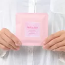 シンプルなピンクの可愛らしいパッケージ