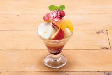 青森県産ふじ林檎のミニパルフェ