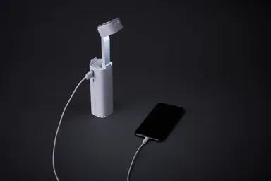 モバイルバッテリー充電使用