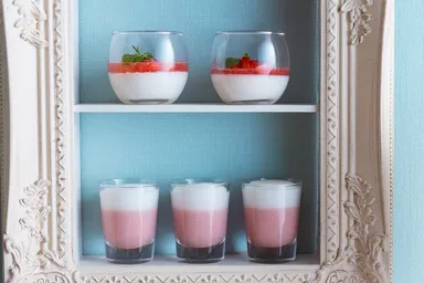 レモンバーベナのヴェリーヌといちごミルクプリン