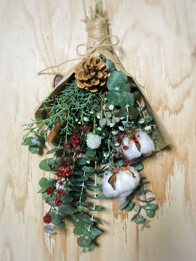 自分だけのオリジナルスワッグを作ろう！
「クリスマススワッグ作り」をエビスタ西宮で開催！
