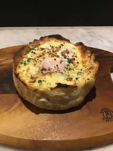 市内20店舗で販売するご当地グルメ「ピザの里」(3)