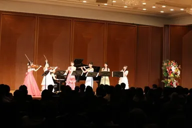 コンサート集客で満席にした様子