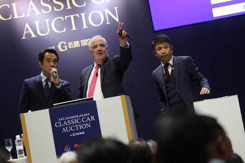 日本最大級のクラシックカーオークション　
「CLASSIC CAR AUCTION at GLION MUSEUM」　
本日11月30日（金）大阪港で初開催