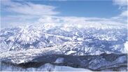 湯沢町の雪景色（全景）