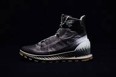 冷やすとグレーに変わる(2)