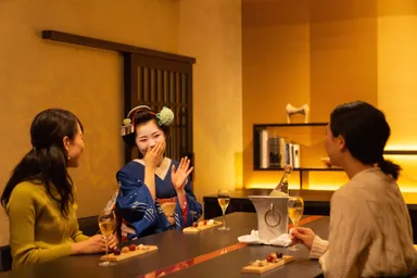 【星のや京都】舞妓と楽しむ花街サロン1