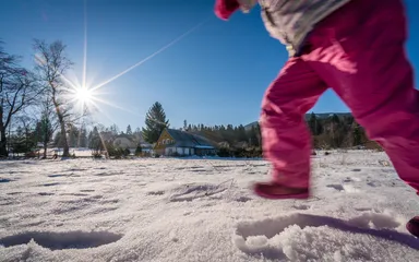 雪遊び(イメージ)