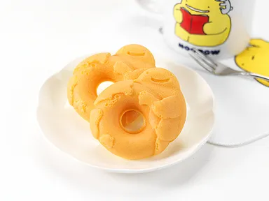 新商品「ぬ～ぼ～なこころ　米粉の手焼きドーナツ」