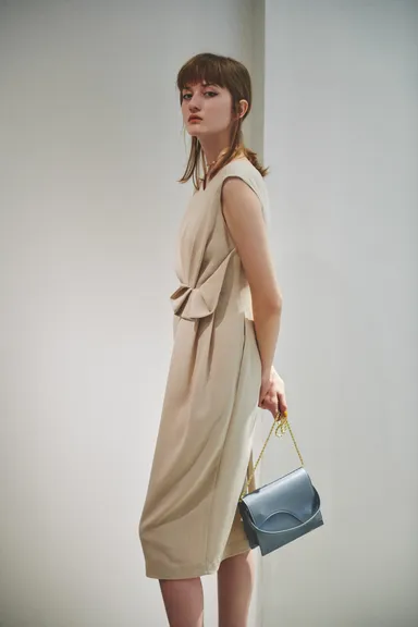 LADY タックワンピース2