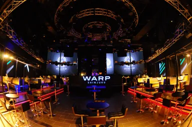 WARPメインフロア