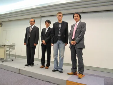 第3回総会登壇者(左から池氏、山本氏、おちまさと氏、小林氏)