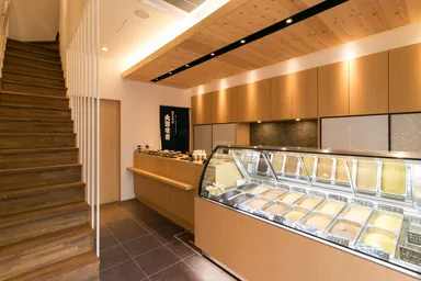 日本橋本店店内