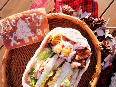 写真4：カンパーニュのお弁当