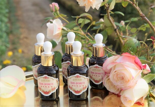 世界初！ヴェルサイユのバラから作られた希少な美容液「ジャルダン・カシェ」が2019年春に日本初上陸｜ニナス・マリー・アントワネット・ジャパン