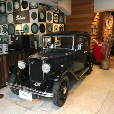 1933年式「オースチン」1月3日まで展示中