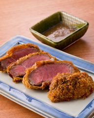 ラム肉のレアカツ