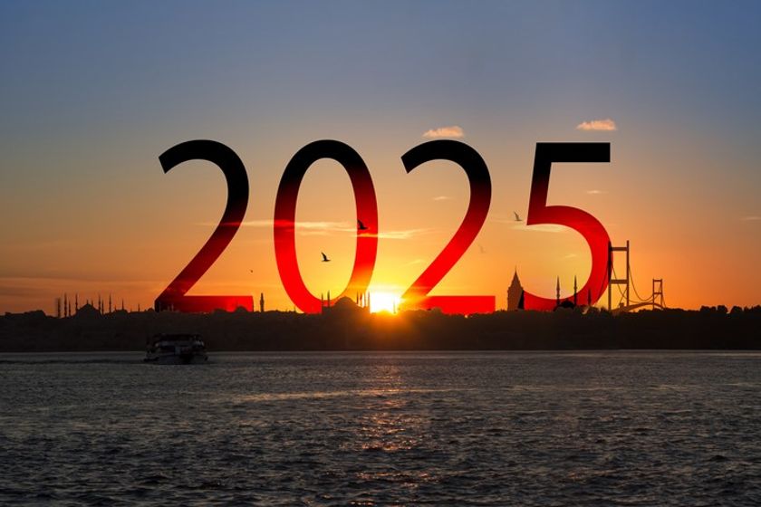 “大阪万博の2025年開催決定”に「嬉しい」と回答した人は45.6％
地域別では近畿が60.5％、関東は34.8％
また、開催されたら「行きたい」人は、近畿圏で8割、
関東圏では5割に達する結果に