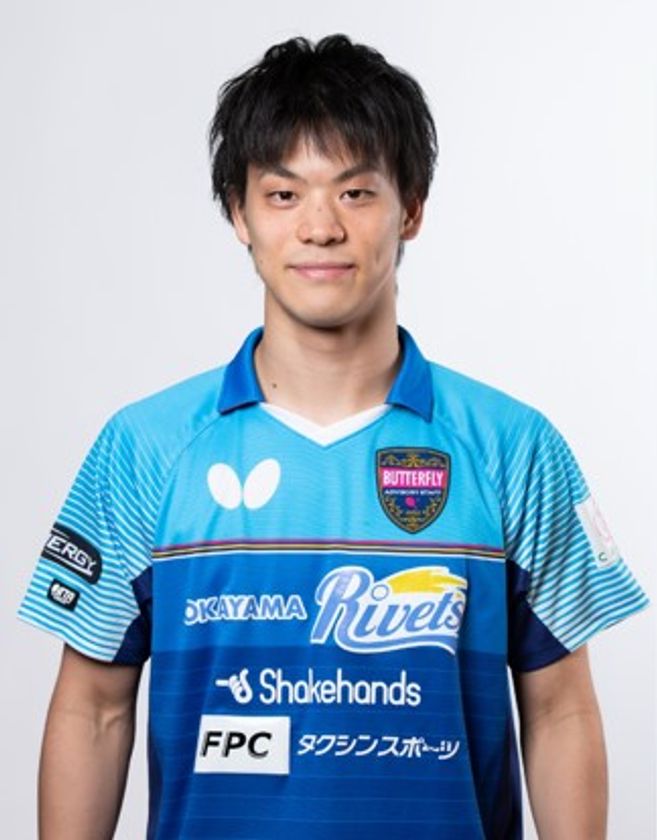 吉田雅己(よしだまさき)選手と森薗美咲(もりぞのみさき)選手との
スポンサー契約締結について
～マックハウスは高みを目指す
男女2名のプロ卓球選手の活躍をサポートします～ 