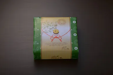 ご縁バウムクーヘン　パッケージ