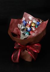 リンドールで作るチョコレートのブーケ(ブラウン)