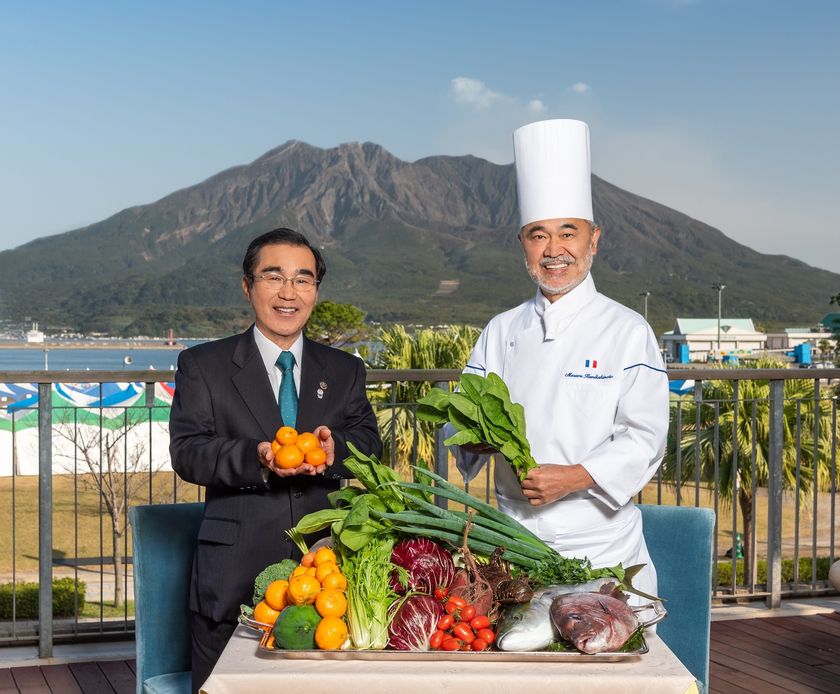 食の都かごしま、豊かな「食」の魅力を発信！
-黄綬褒章のフレンチの"料理人"上柿元勝氏と
森博幸鹿児島市長が市政広報紙上で新春対談-