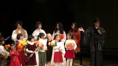 小鳩保育園の子供たちと縄文土